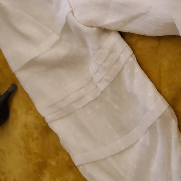 Loft LP Cream Blouse NWT - Picture 5 of 8